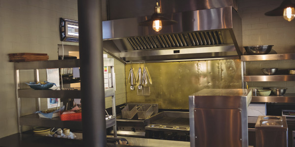 Limpiezas de Conductos de Extracción y Ventilación Passanant i Belltall · Cocina de Pizzerías